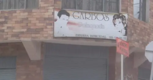 CARBOS PELUQUERIA CARBOS PELUQUERIA
